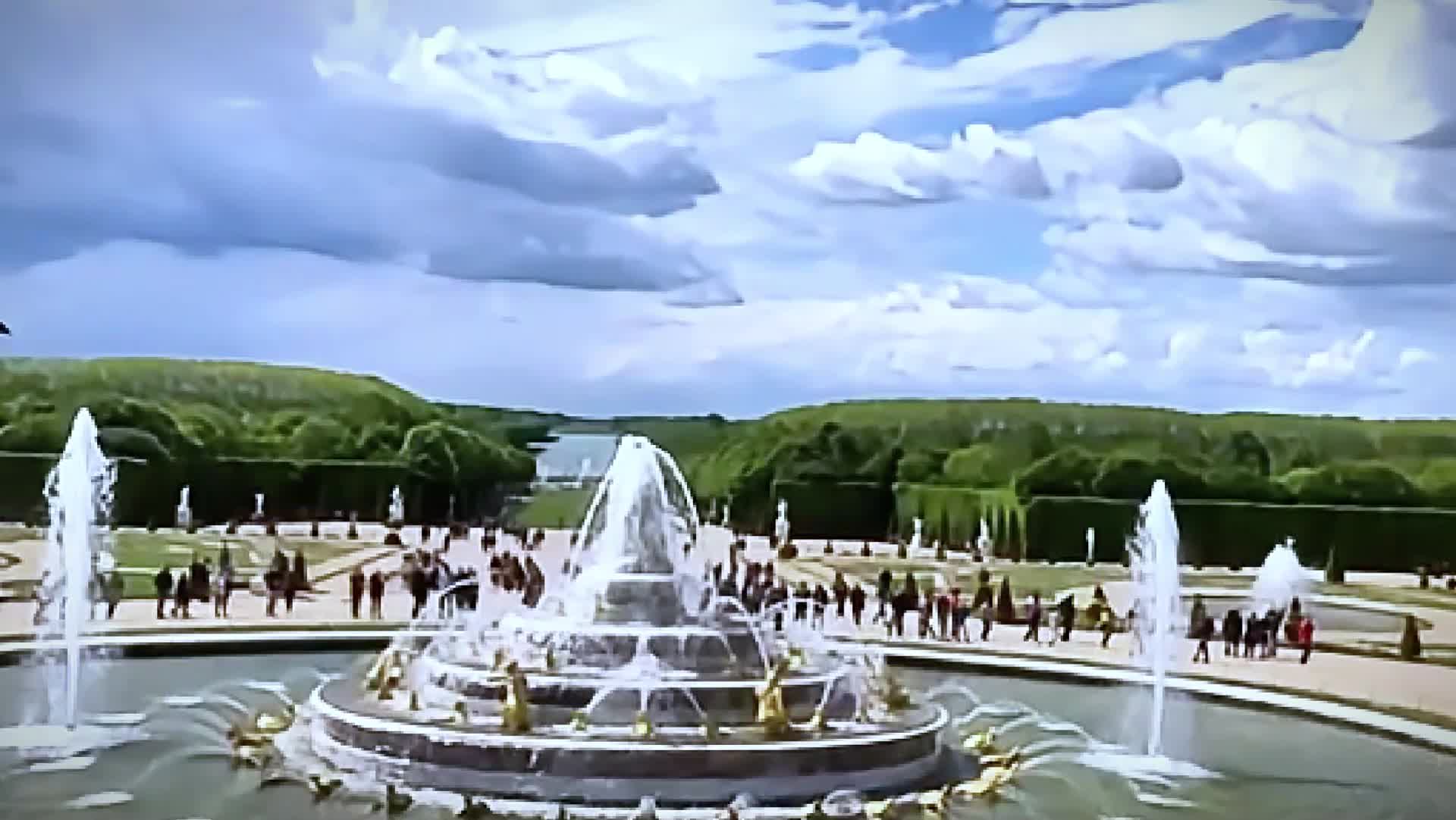 卢浮宫喷泉视频的预览图