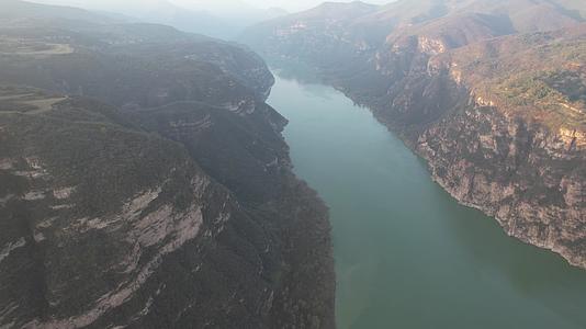 4K河南黄河三峡4A景区自然风光航拍视频的预览图