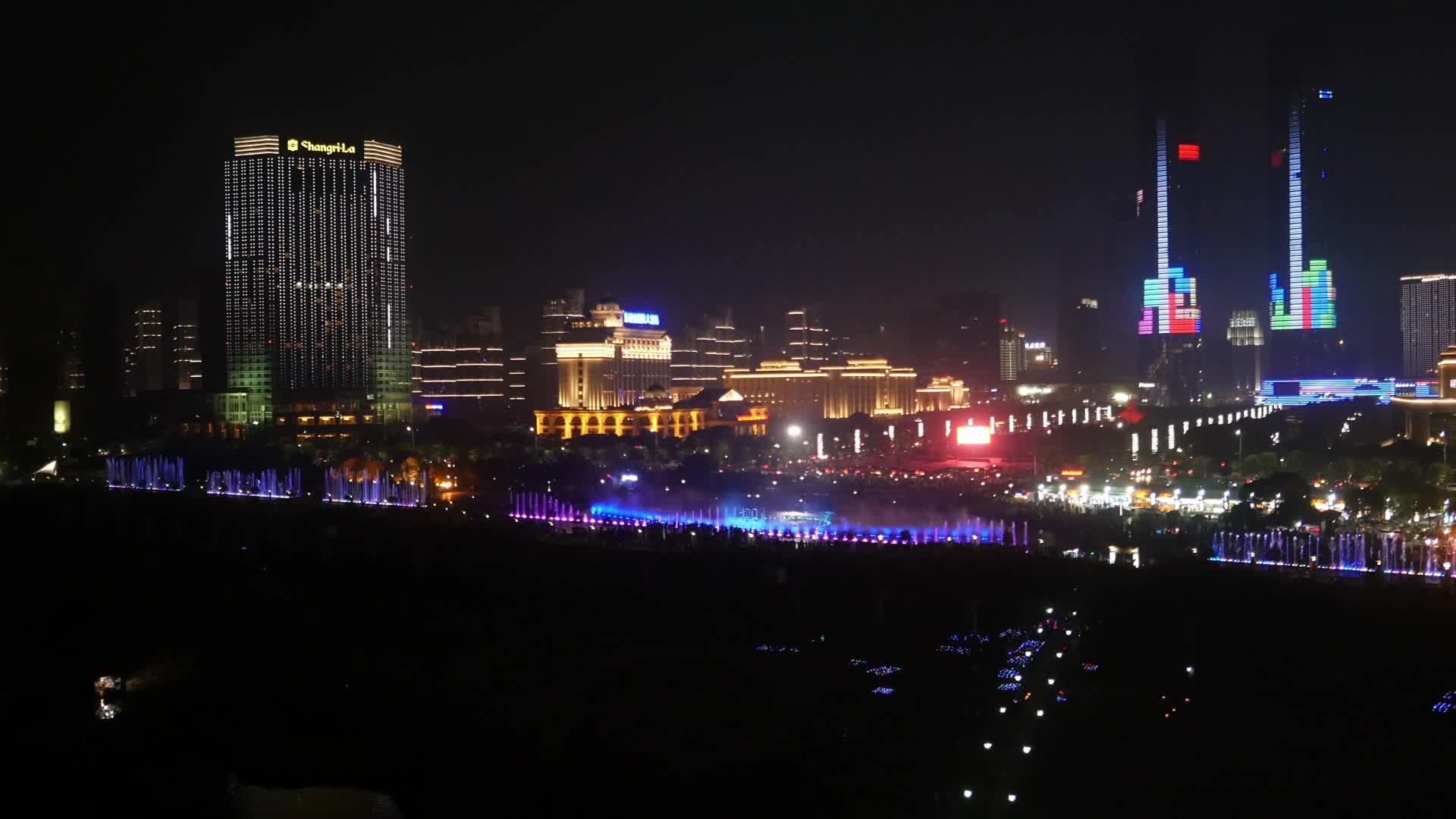南昌秋水广场喷泉灯光秀视频的预览图