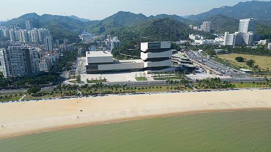 广东珠海海天公园沙滩航拍4K60视频的预览图