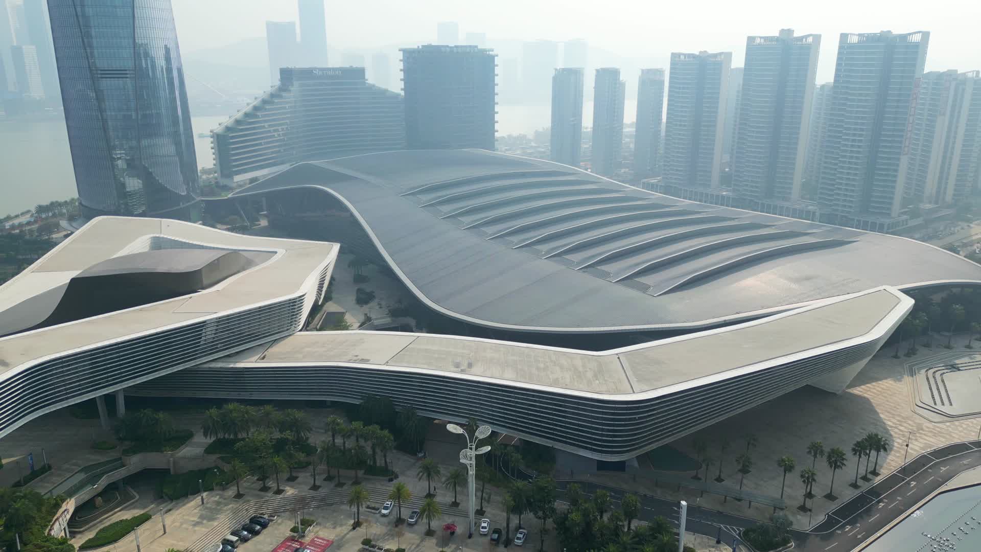 广东珠海国际会展中心航拍4K60视频的预览图