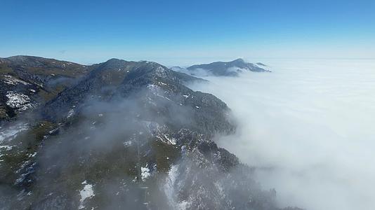 4K山峰云海自然风光延时视频的预览图