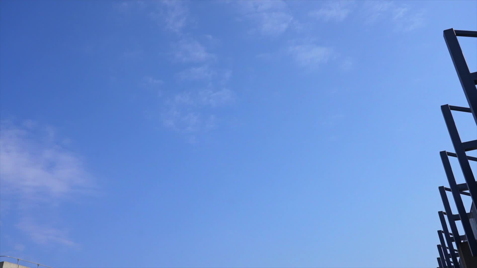 壮丽云霞延时云层视频的预览图