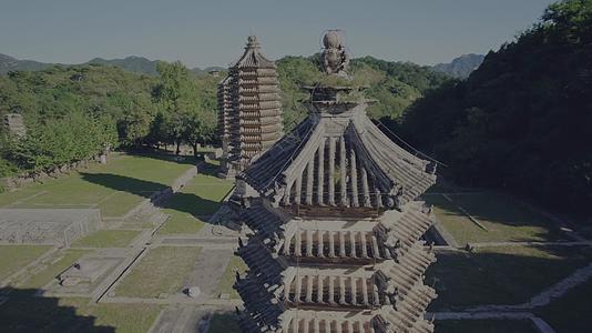 航拍北京寺庙宝塔视频的预览图