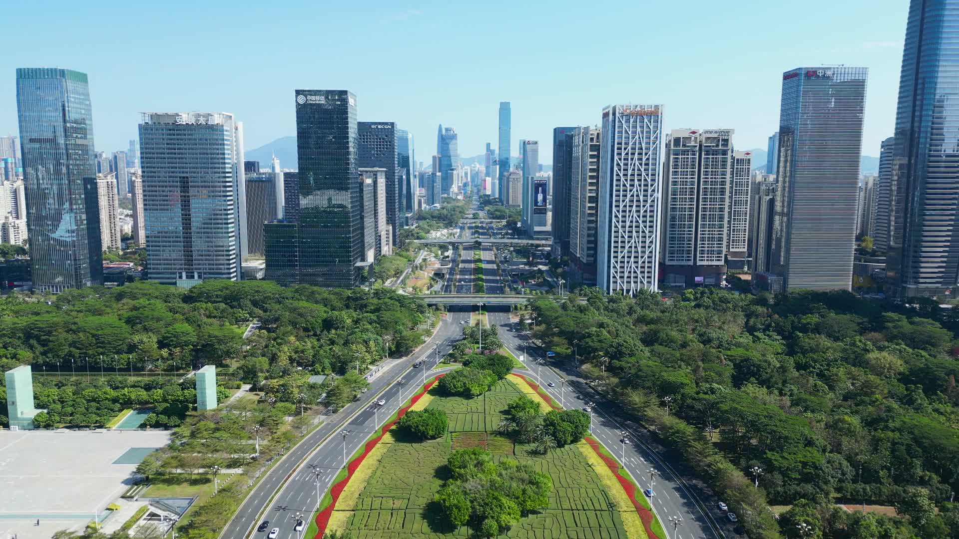 深圳福田区城市高楼大厦航拍4K60视频的预览图