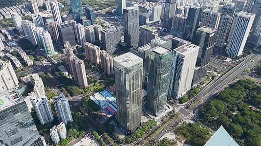 深圳城市高楼大厦航拍4K60视频的预览图