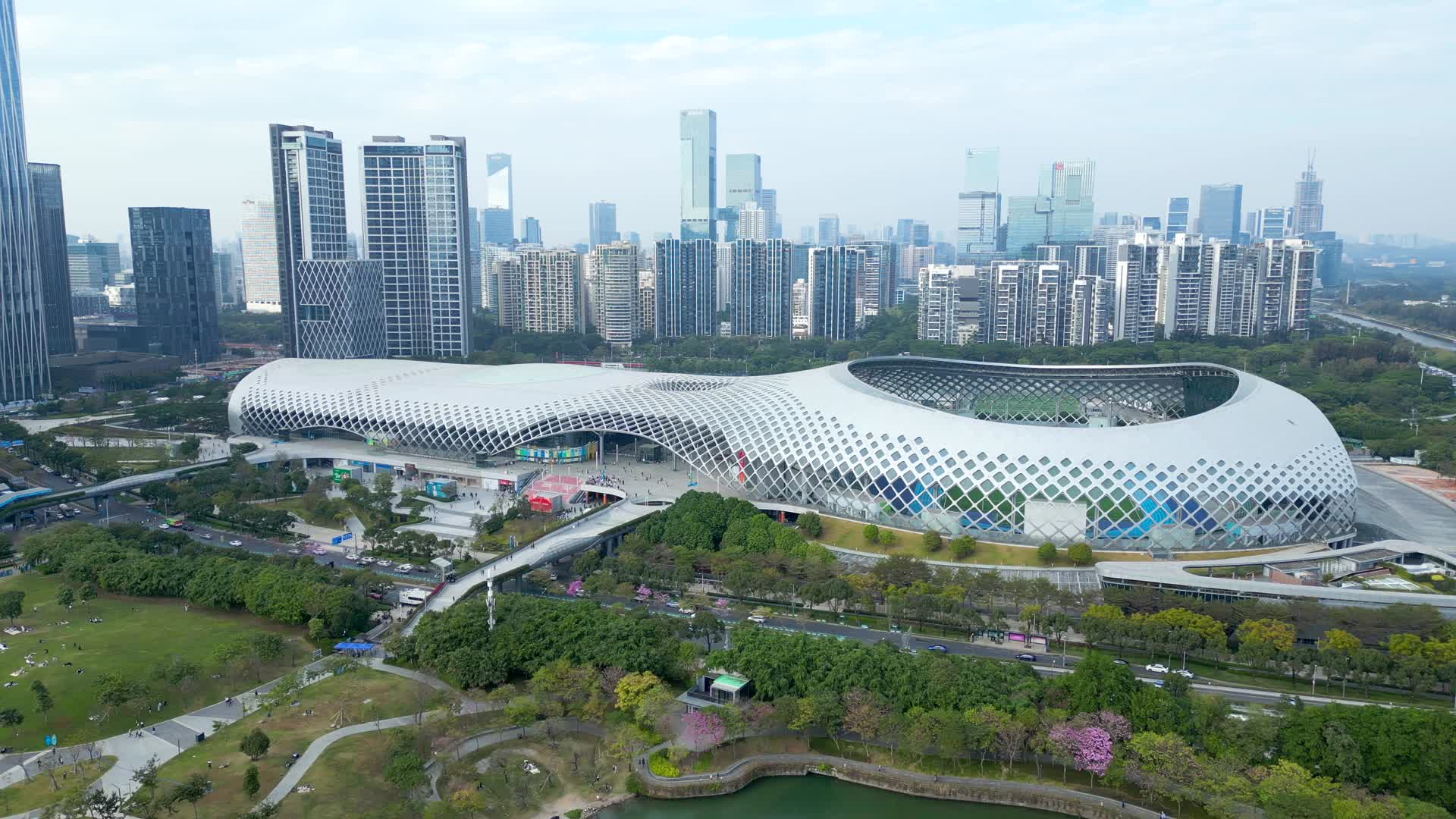 广东深圳湾体育中心航拍4K60视频的预览图