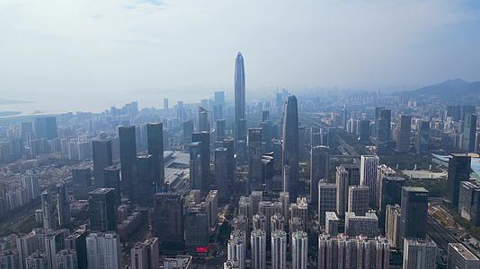 深圳平安金融中心城市航拍4K60视频的预览图
