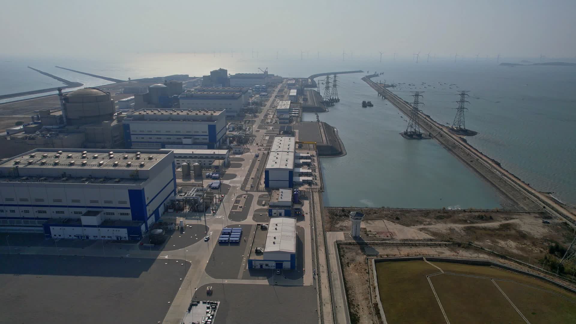 航拍福清核电站景观视频的预览图