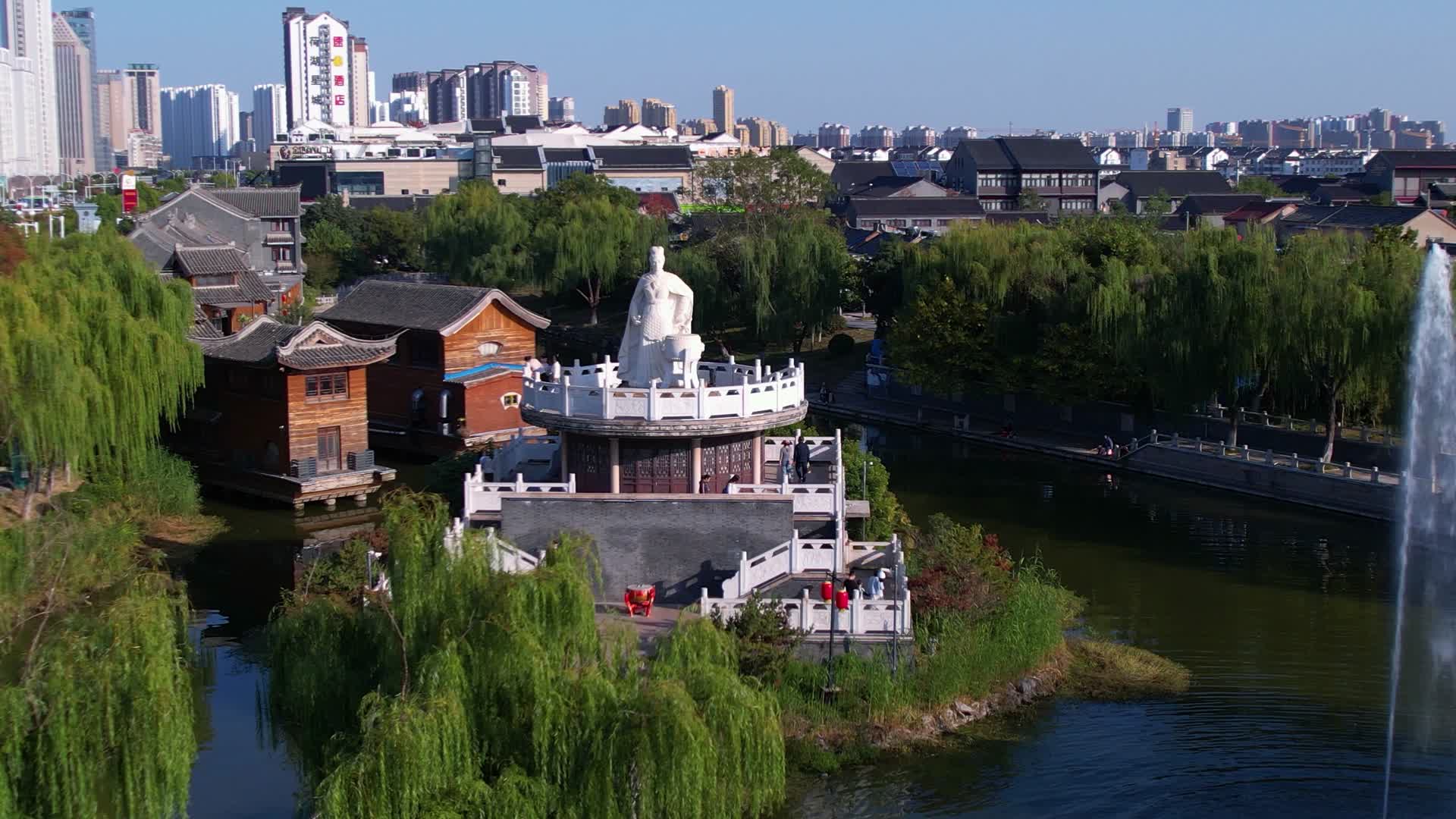 淮安市河下古镇4k航拍视频的预览图