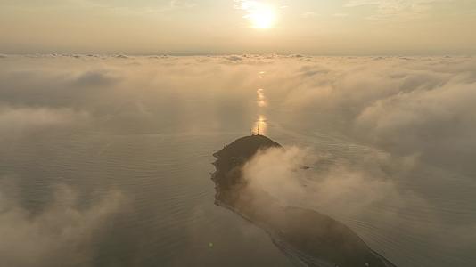 云上瞰海岛日出视频的预览图