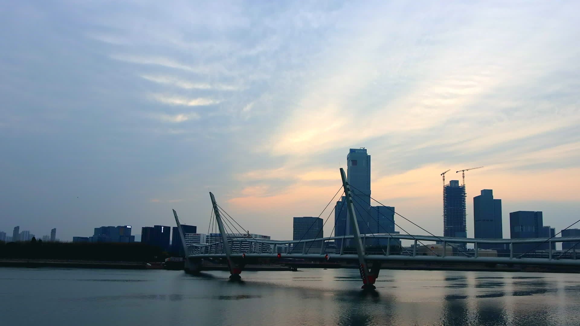 厦门环东海域新城黄昏延时视频的预览图