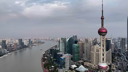 上海外滩陆家嘴东方明珠航拍视频的预览图