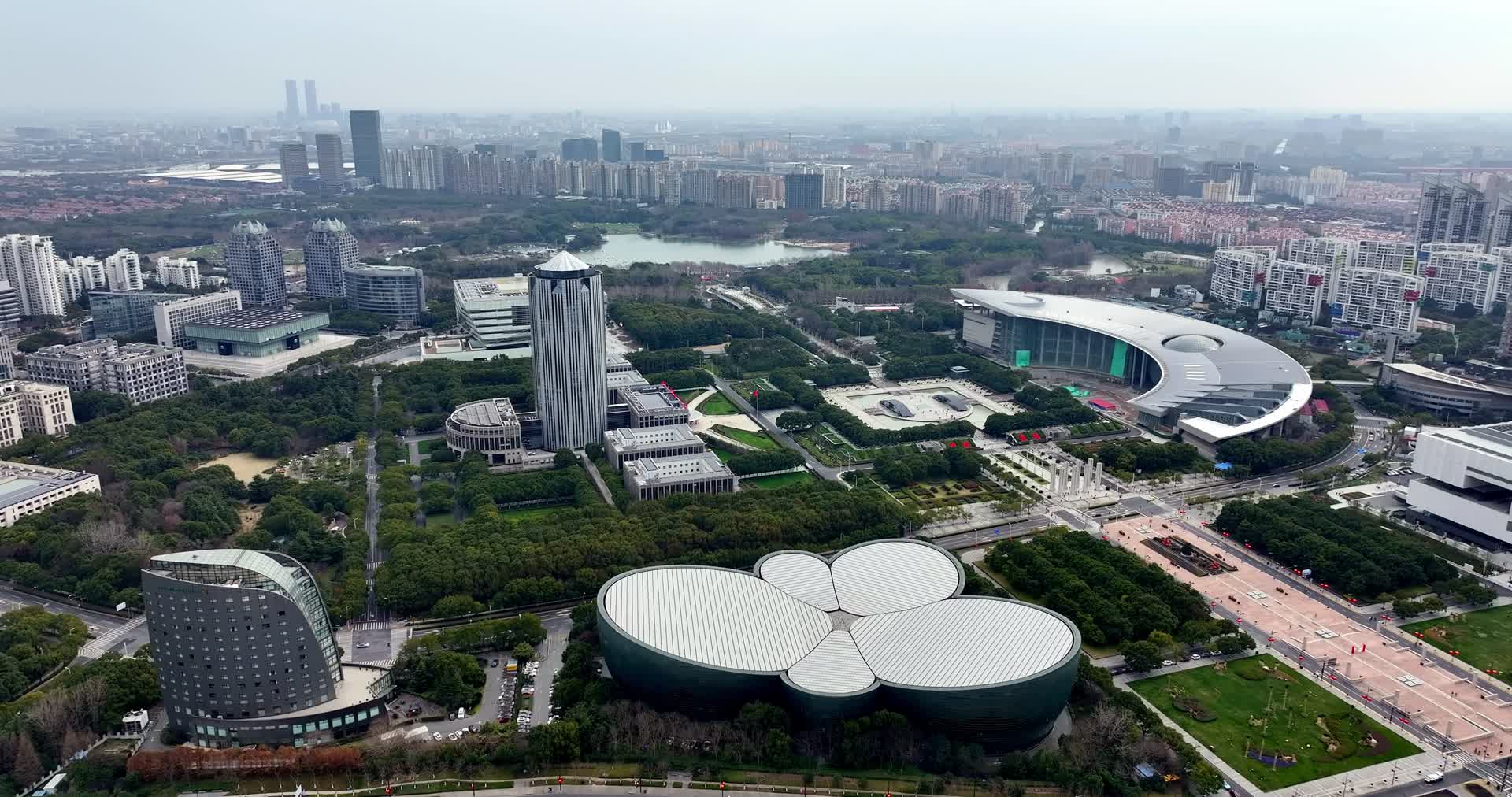 上海东方艺术中心航拍视频的预览图
