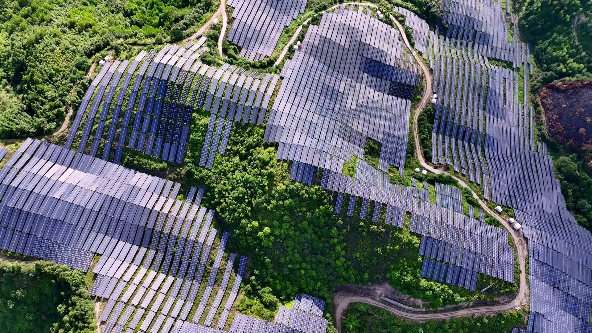新能源太阳能光伏发电视频的预览图