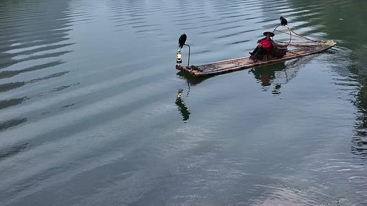 桂林丽江渔翁竹筏中国旅游宣传片视频的预览图