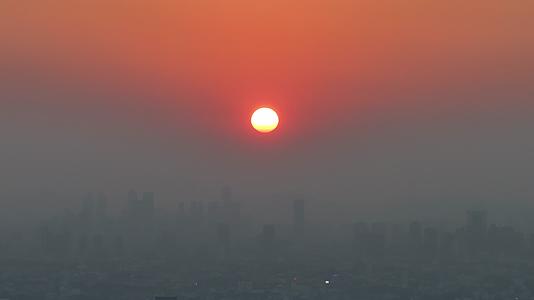 苏州城市夜景落日风光视频的预览图