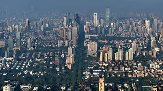 航拍南京城市风光视频的预览图