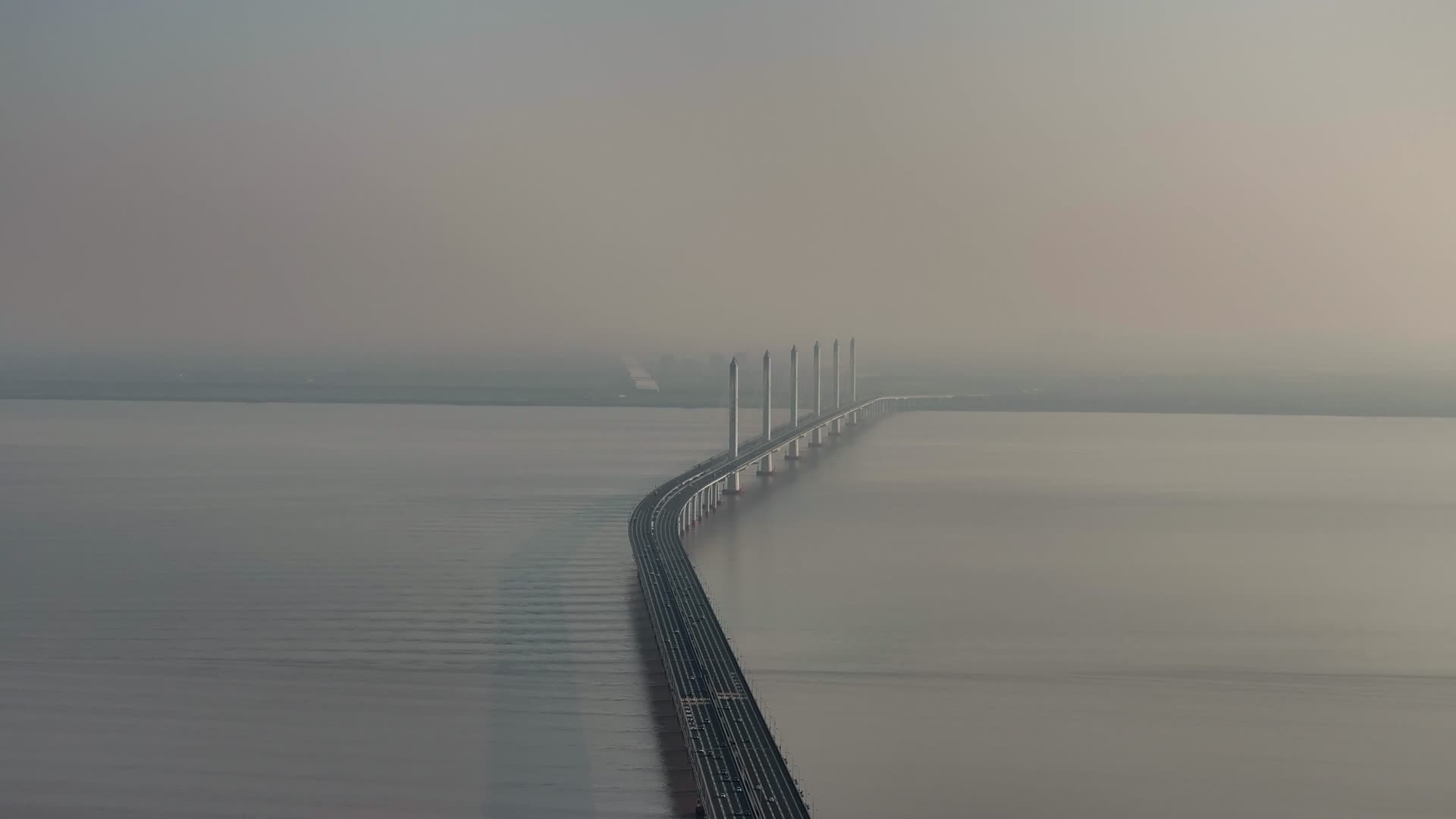 嘉绍大桥航拍视频的预览图
