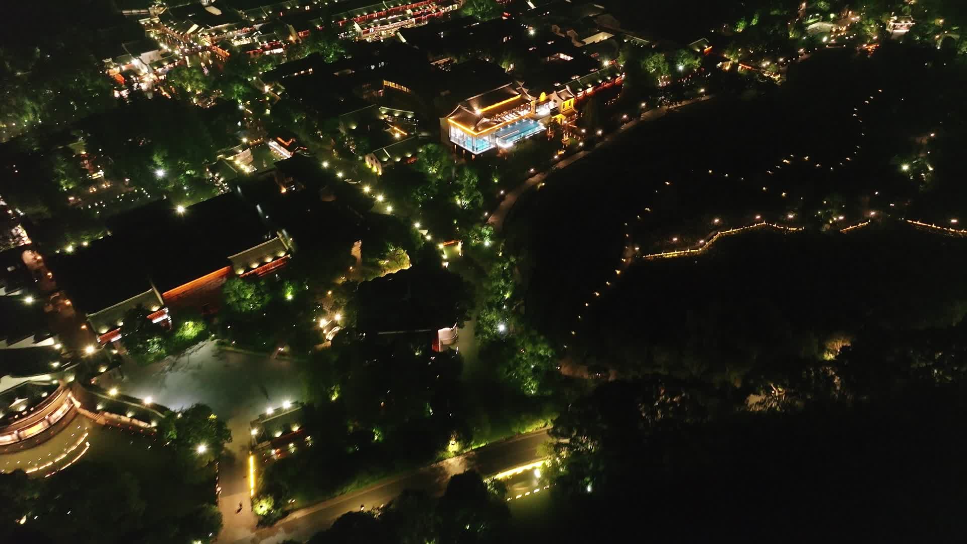 航拍乌镇景区夜景视频的预览图