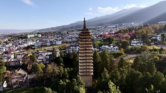航拍美丽的云南大理古城旅游胜地视频的预览图