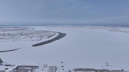 无人机航拍黄河周边视频的预览图