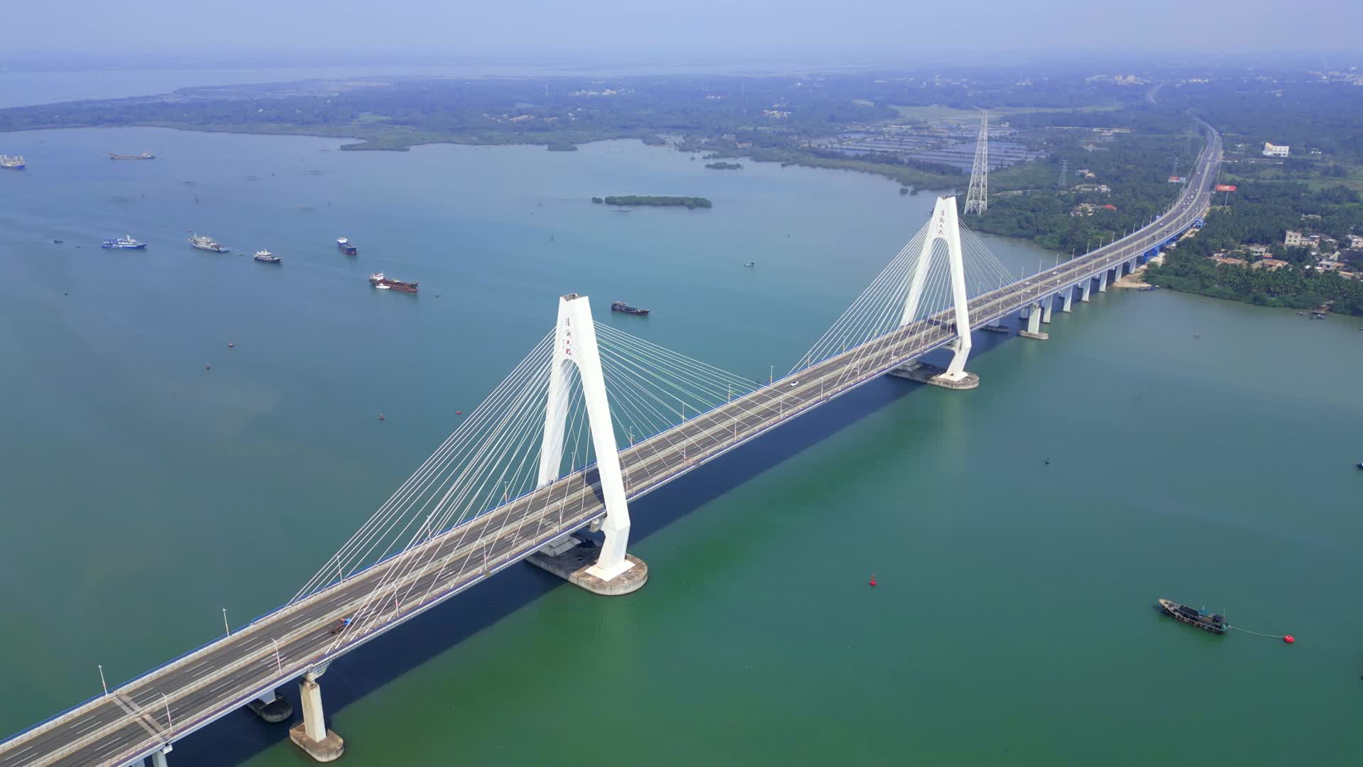 4K海南文昌清澜大桥海口文昌的海文大桥视频的预览图