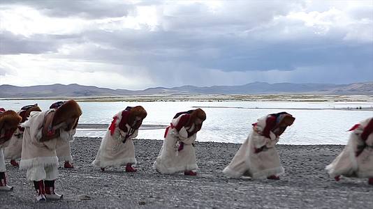 西藏阿里慢速舞蹈视频的预览图