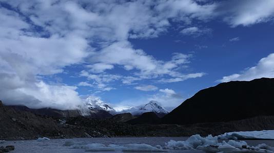 西藏河水冰冷视频的预览图