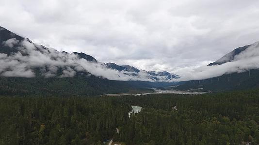 西藏的山河云视频的预览图