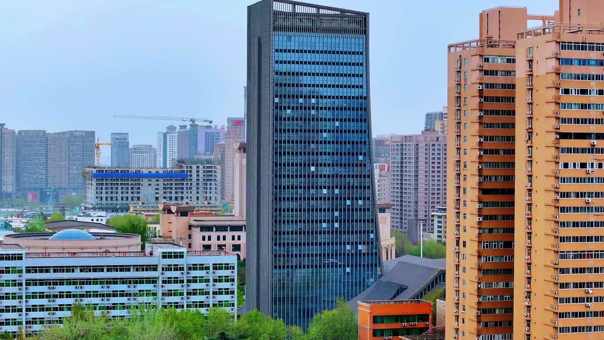 航拍陕西西安唐乐府建筑视频的预览图