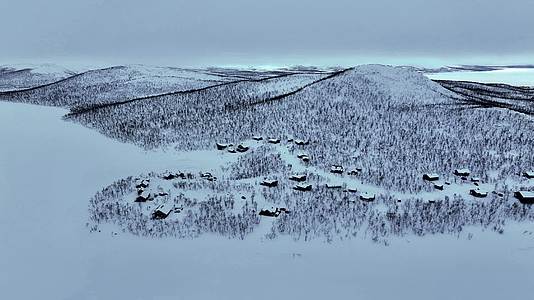 4K航拍北欧芬兰雪景风光视频的预览图