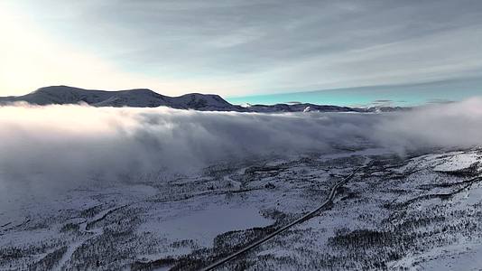 4K航拍北欧挪威特罗姆瑟自然雪景美景视频的预览图
