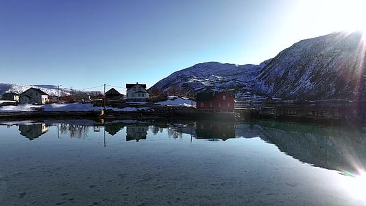 4K航拍北欧挪威塞尼亚岛自然风光视频的预览图