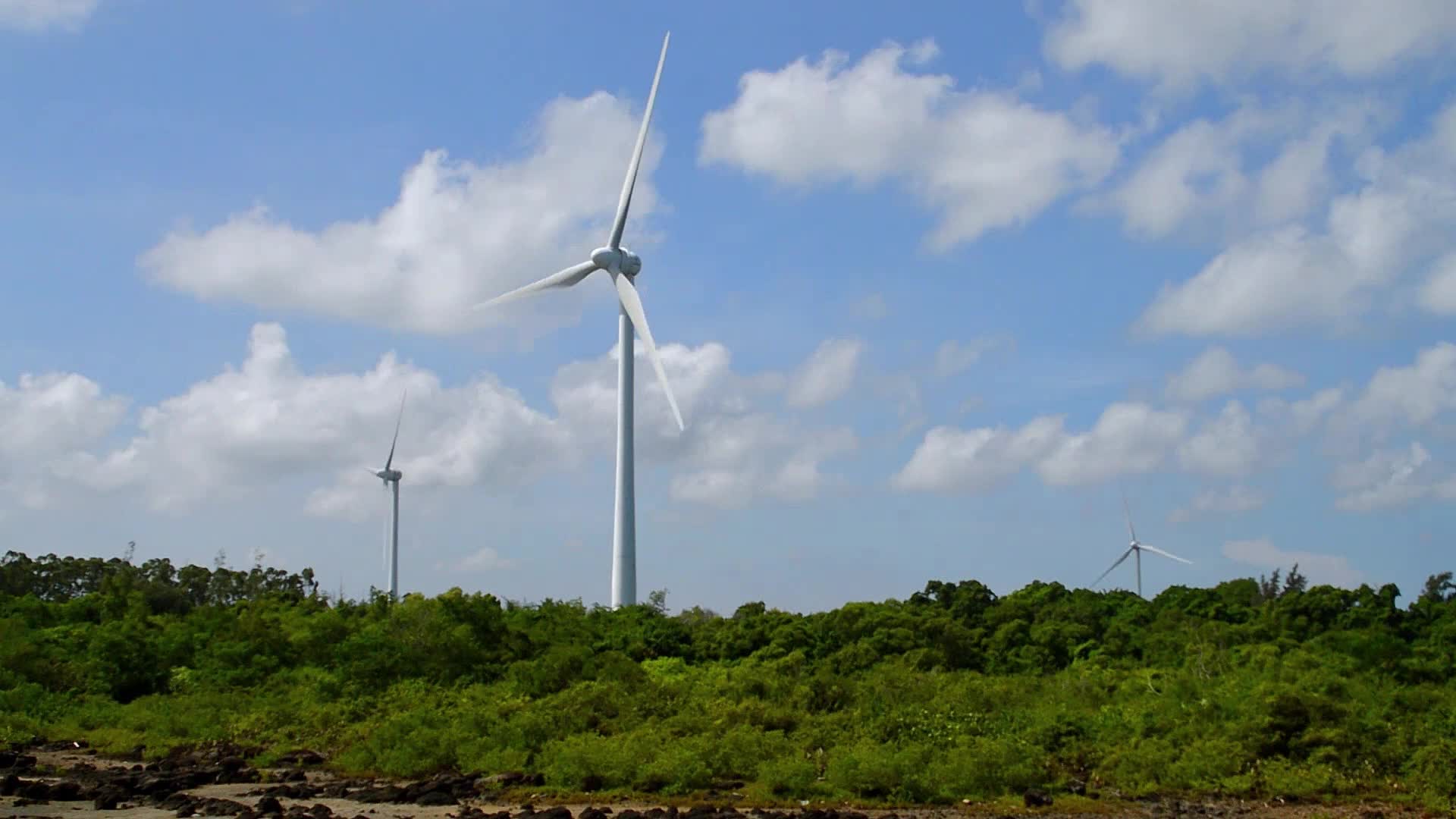 海南儋州风力发电机视频视频的预览图