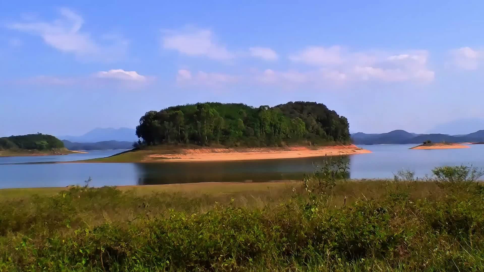 4k拍摄海南儋州松涛水库延时视频视频的预览图