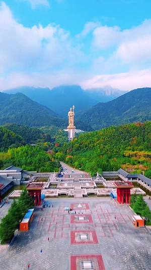 航拍安徽池州九华山地藏菩萨铜像视频的预览图