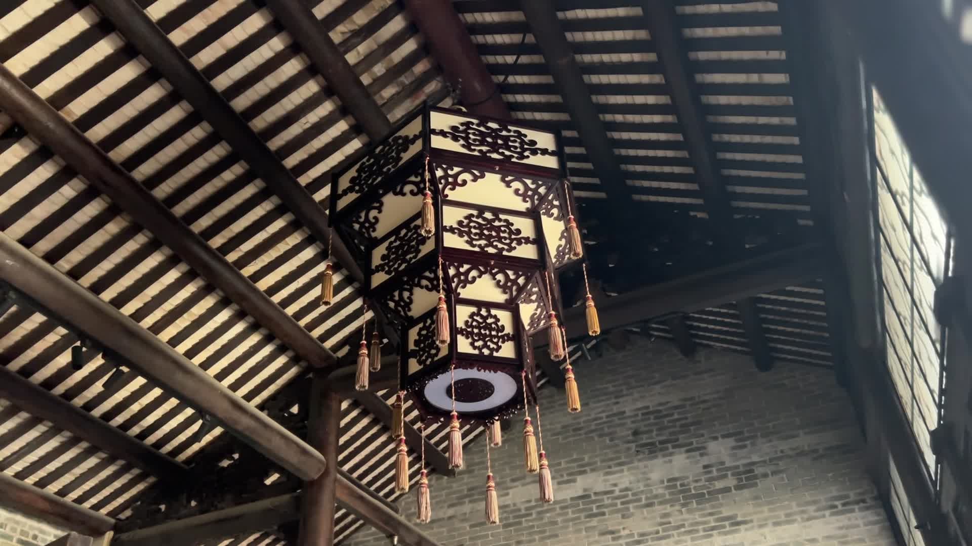 传统古风六角宫灯手艺视频的预览图