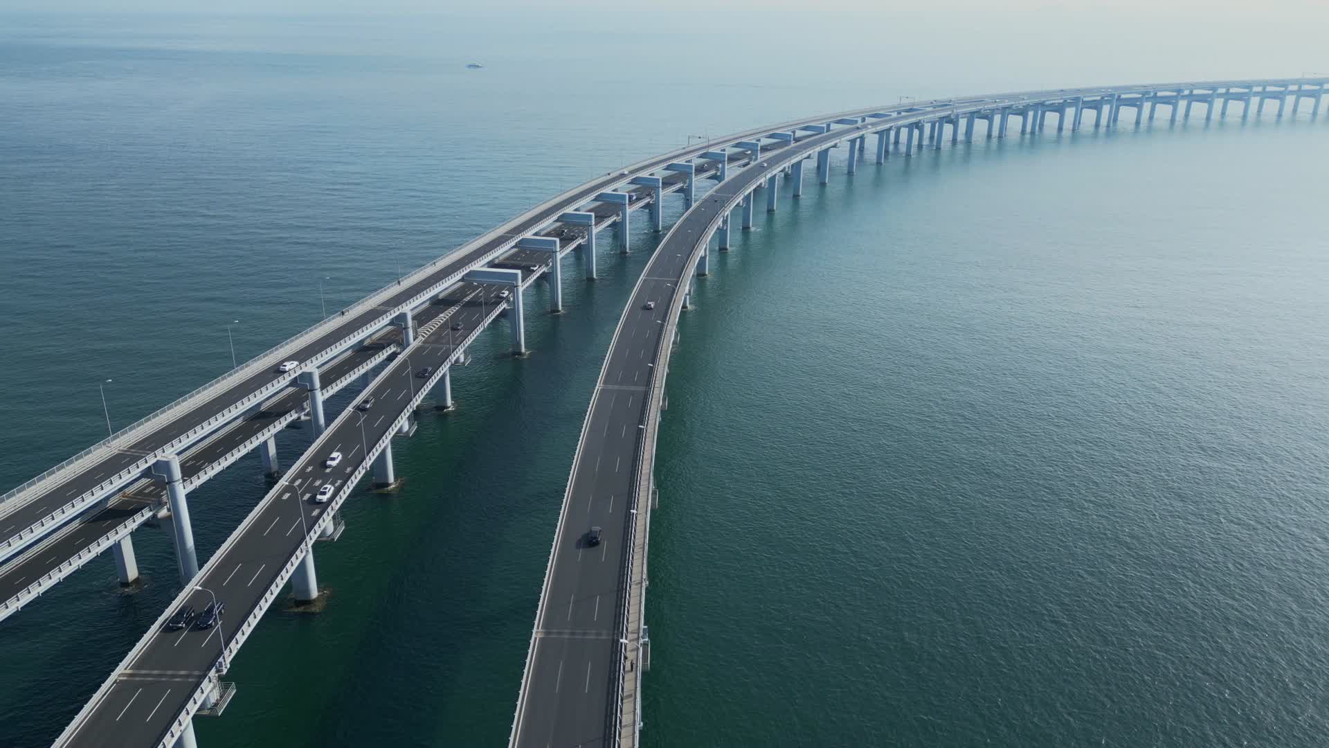 大连星海湾大桥航拍4K60视频的预览图