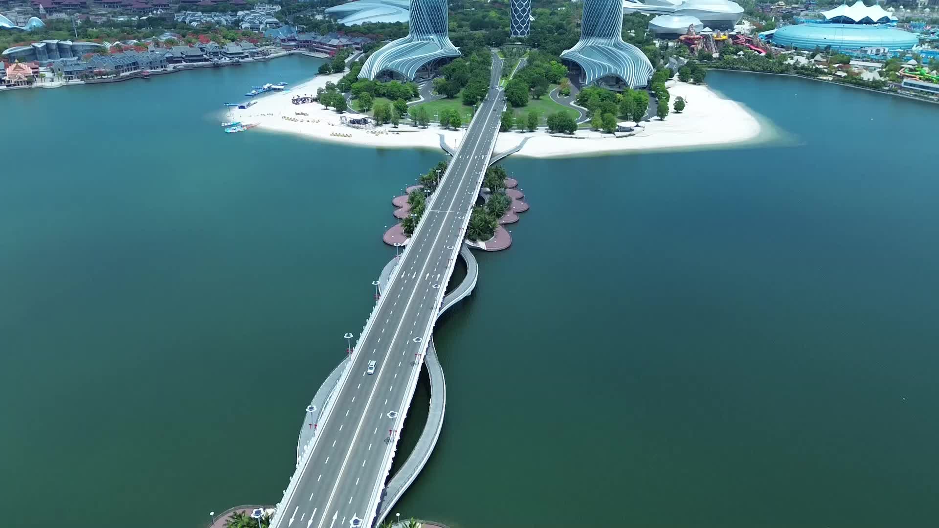 4k航拍海南海花岛高层建筑视频的预览图