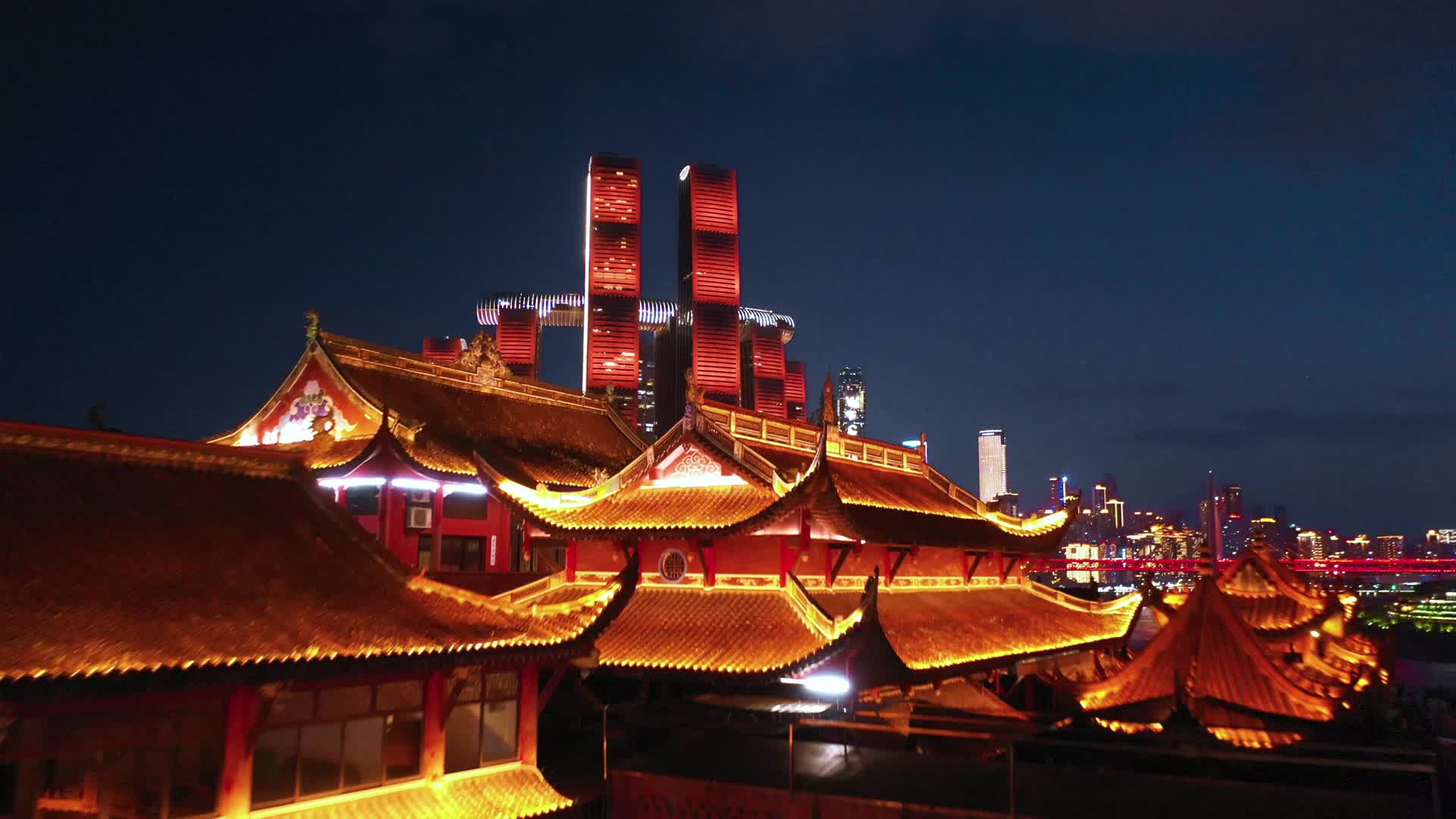 24年最新重庆来福士夜景延时摄影重庆夜景视频的预览图