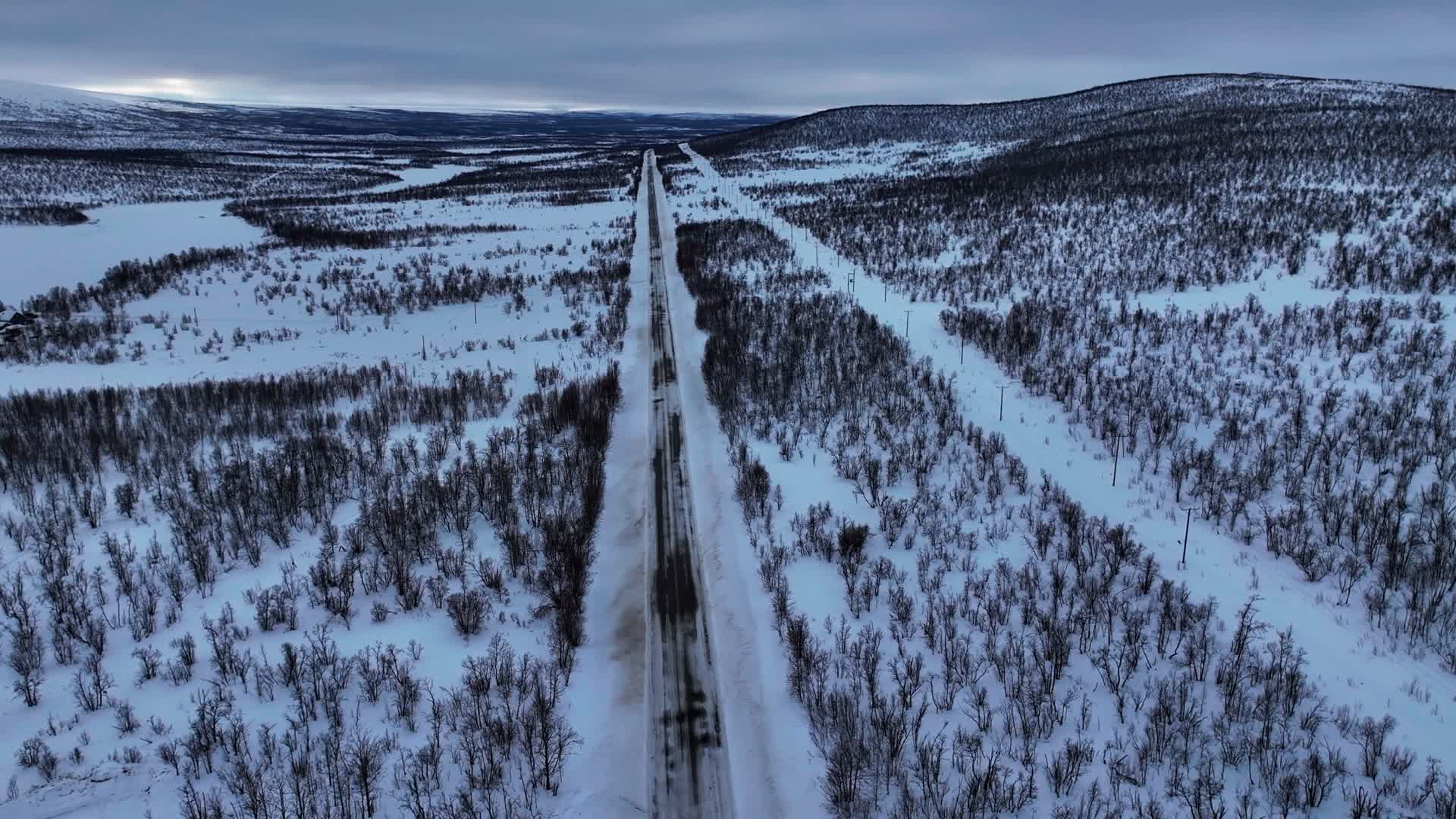 4K无人机航拍北欧芬兰雪景风光视频的预览图