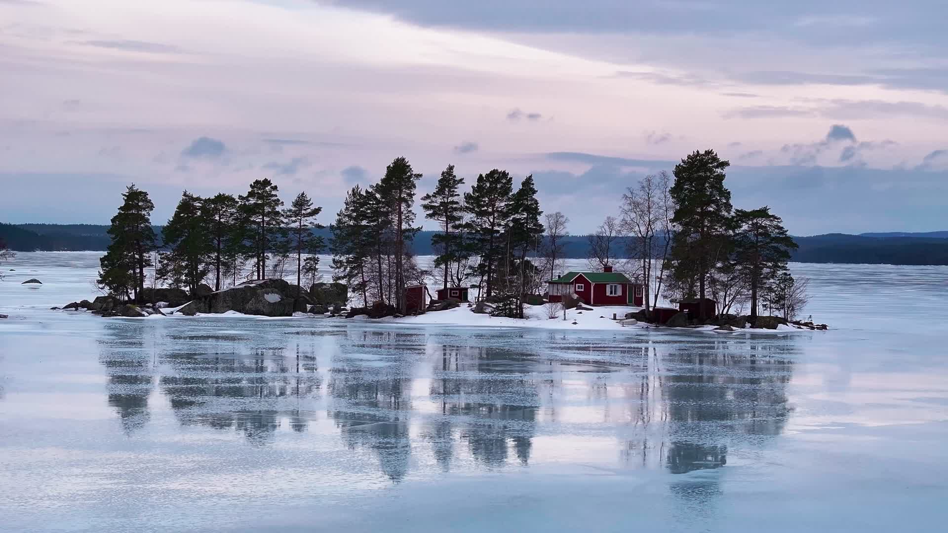 4K航拍北欧瑞典于默奥无限美景视频的预览图