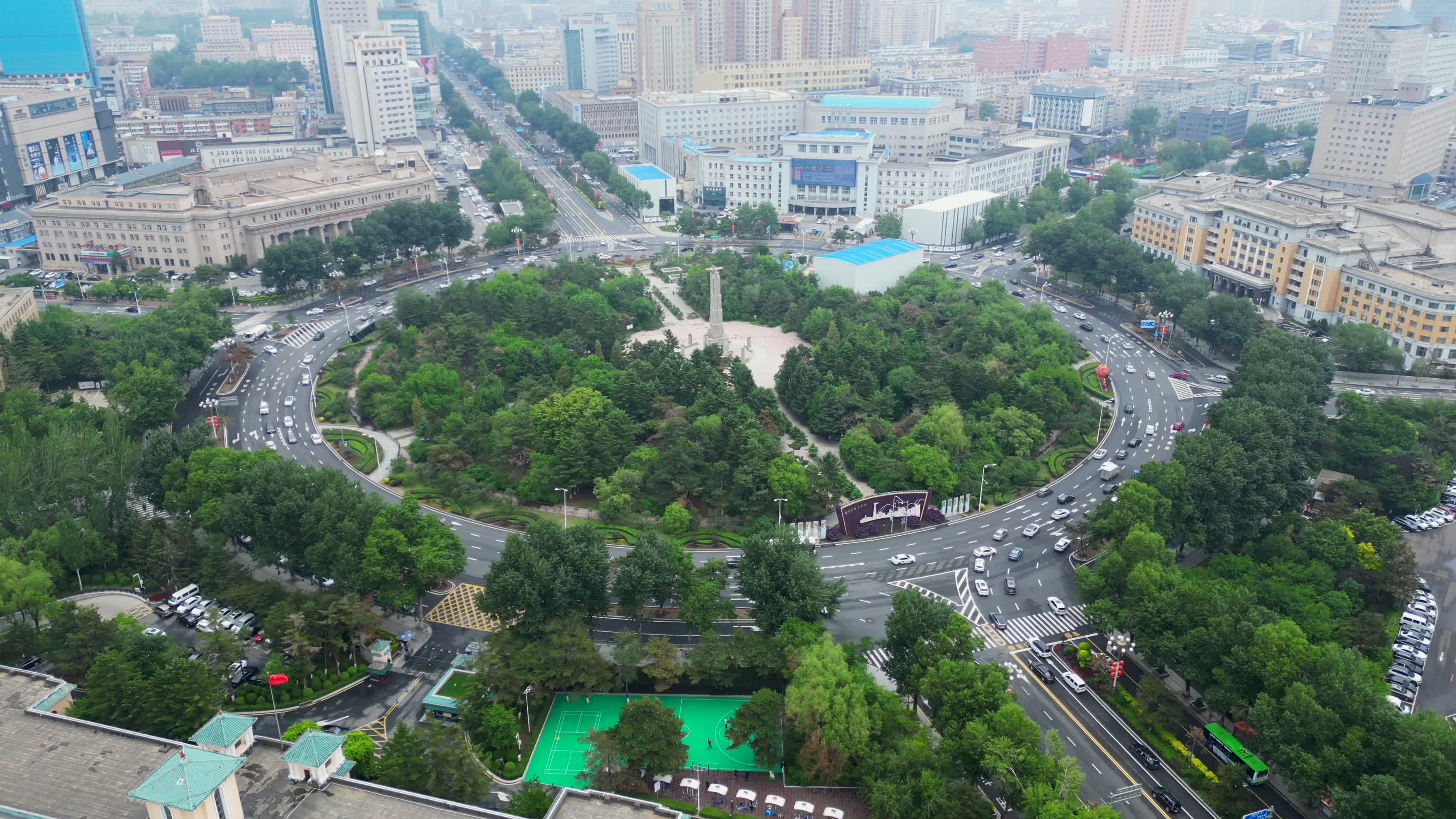 吉林长春人民广场航拍4K60视频的预览图