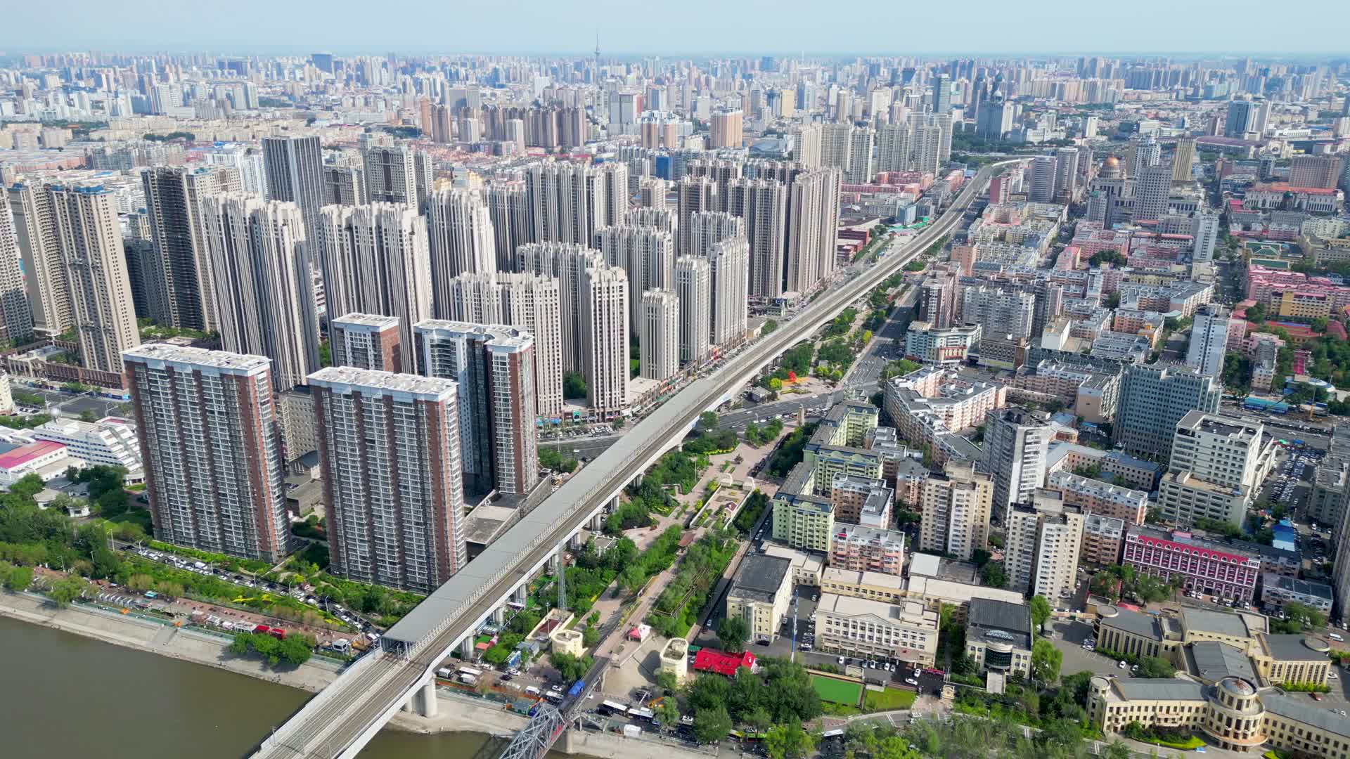 黑龙江哈尔滨城市风光航拍4K60视频的预览图