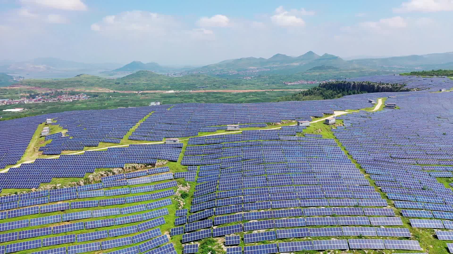 太阳能发电站视频的预览图