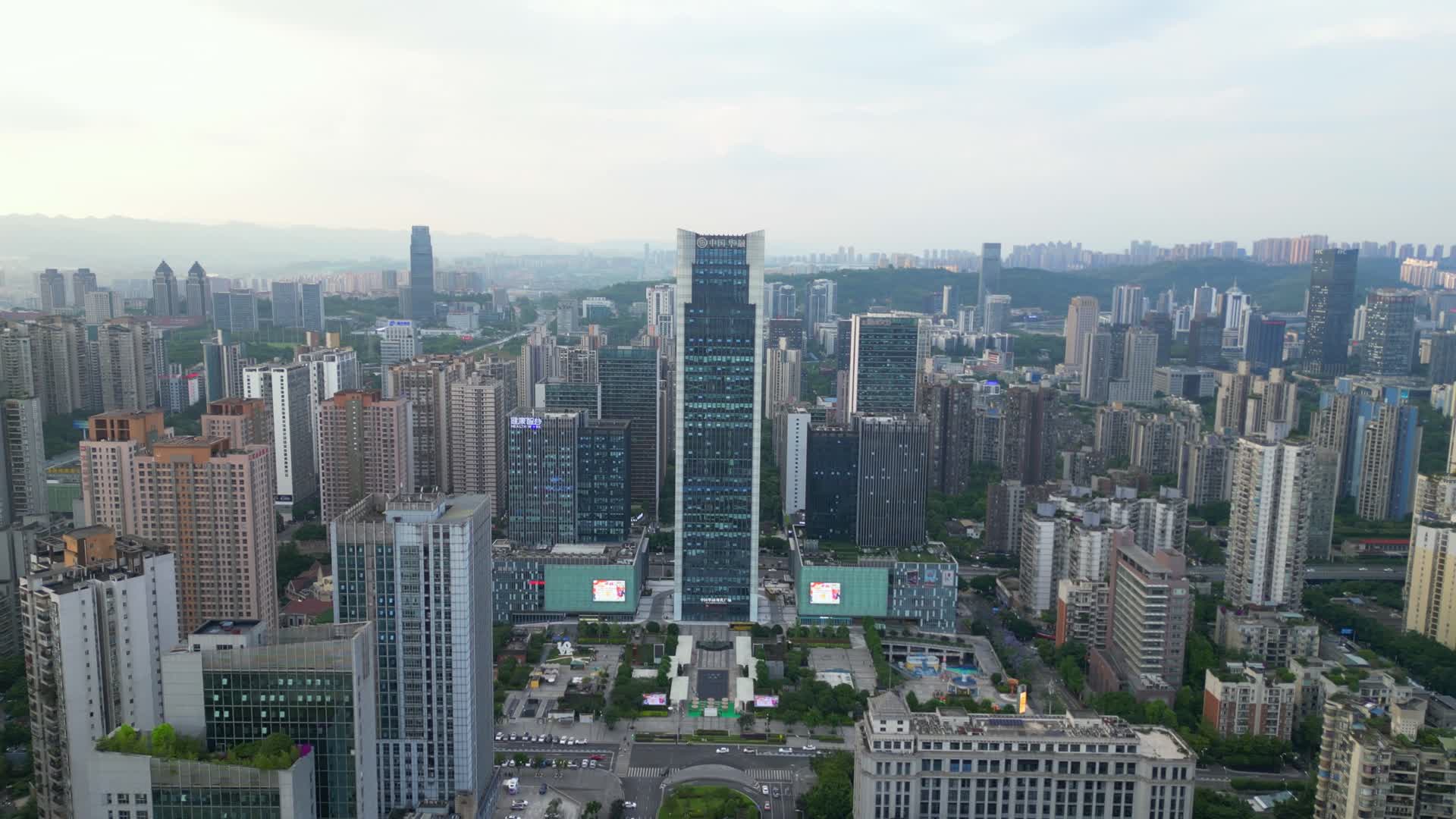 4K中国华融中国华融现代广场金融大楼视频的预览图