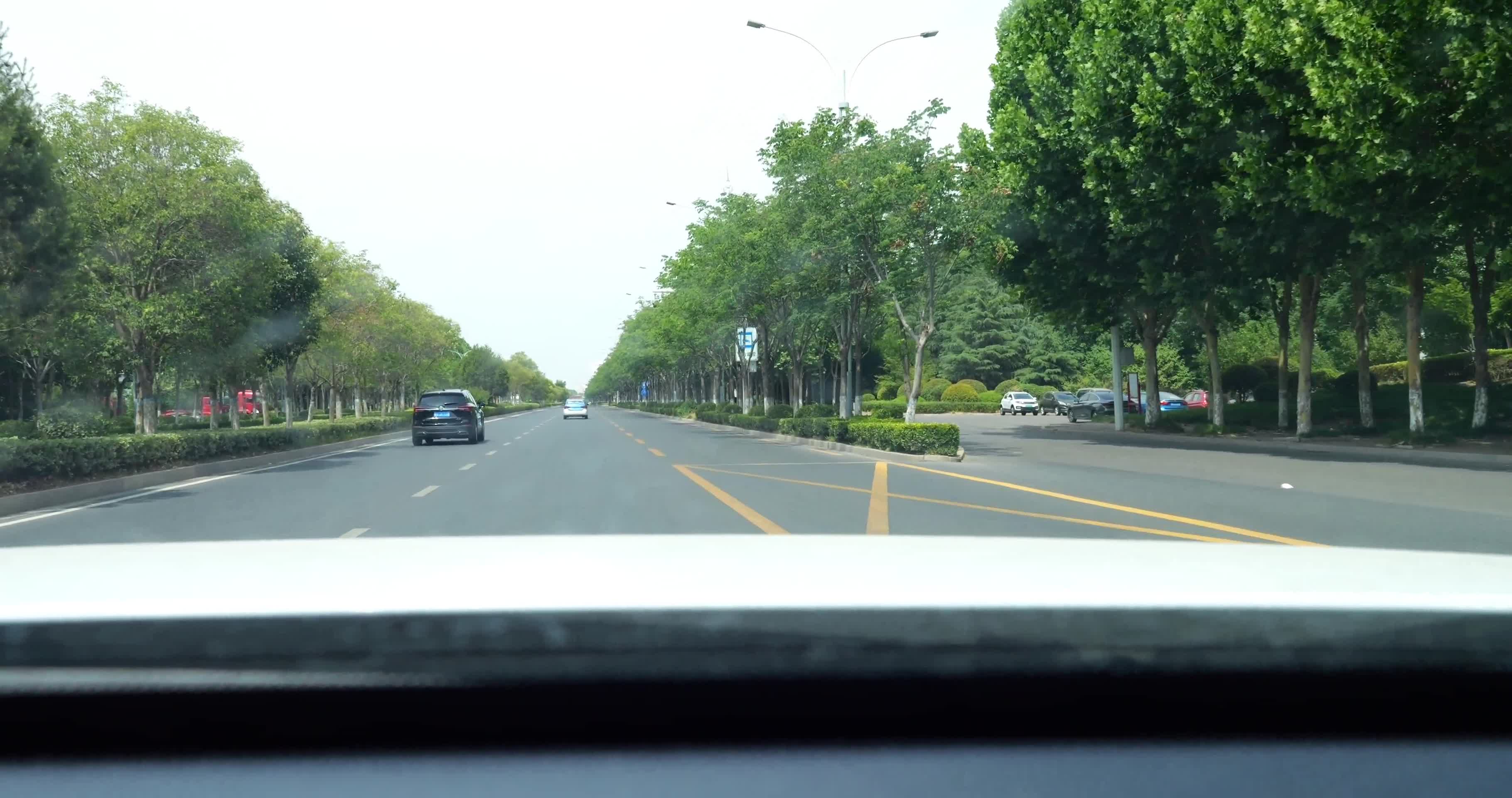 国道省道行车安全第一视角乡镇道路公路速度旅途自驾游行车视角沿途风景视频的预览图
