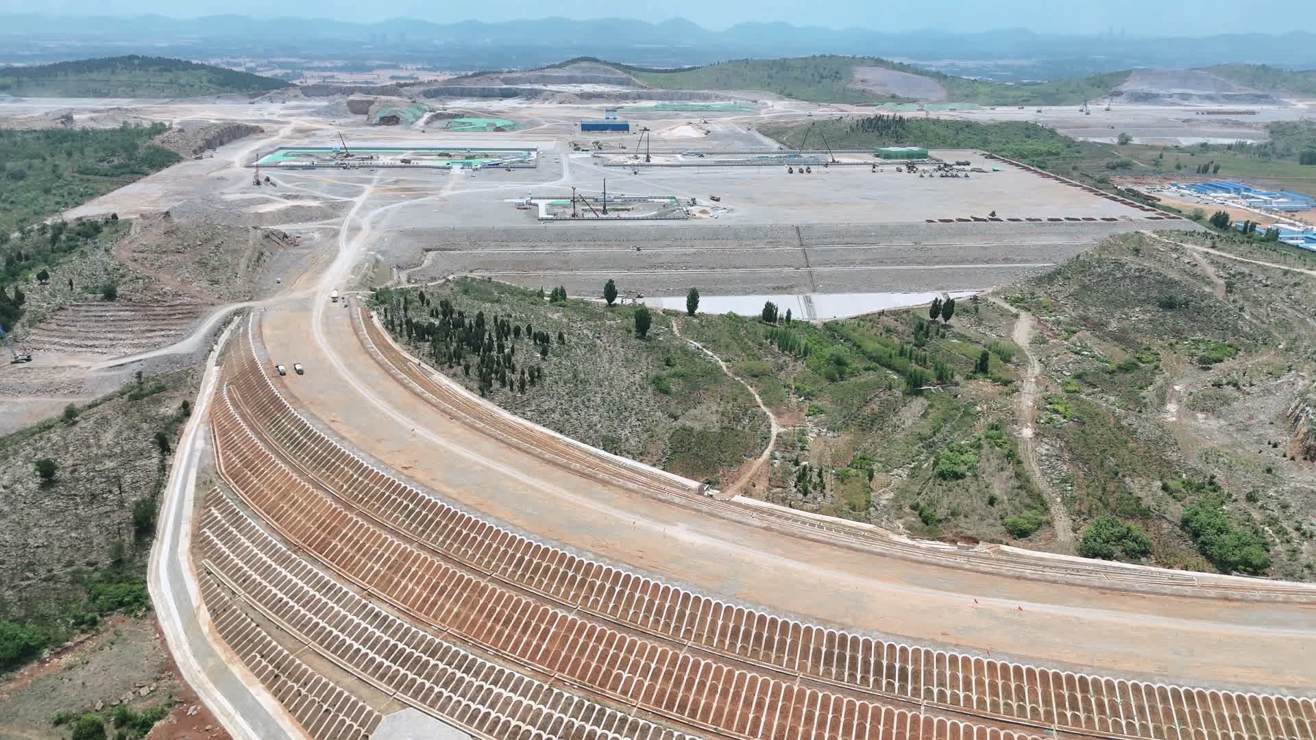 建设中的枣庄机场视频的预览图