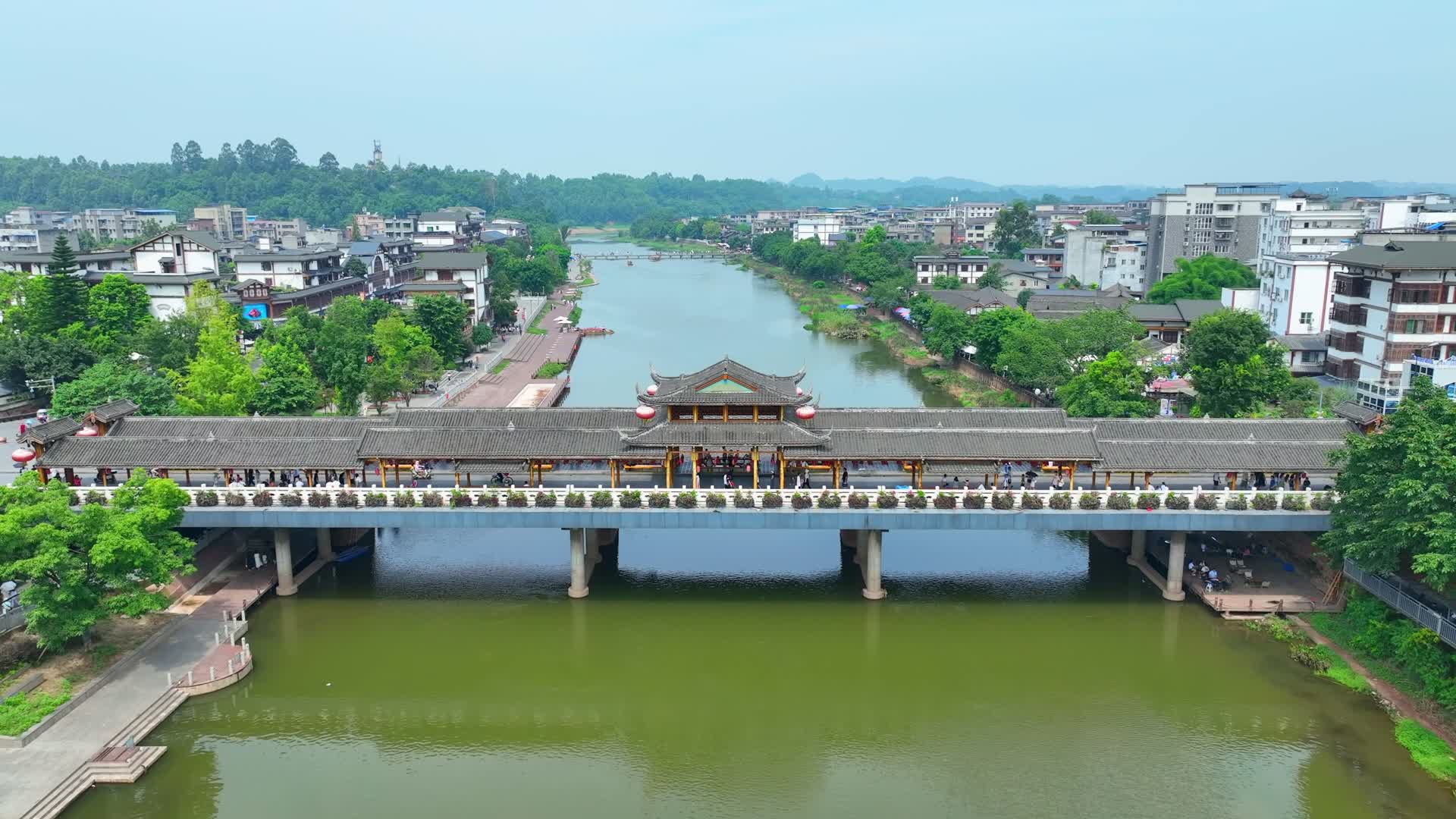乐山市苏稽古镇跷脚牛肉四川乐山苏稽古镇视频的预览图